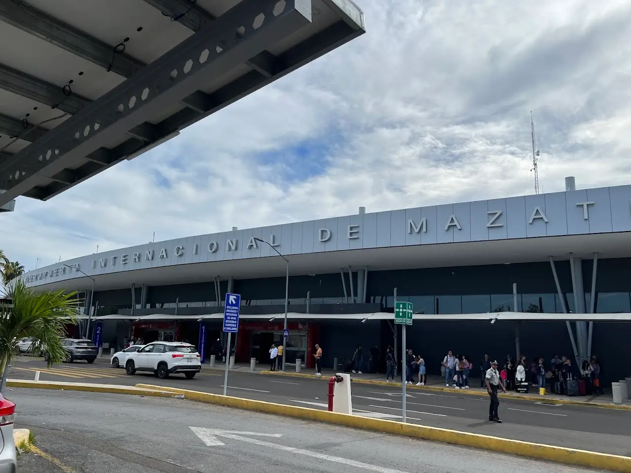 General Rafael Buelna International Airport