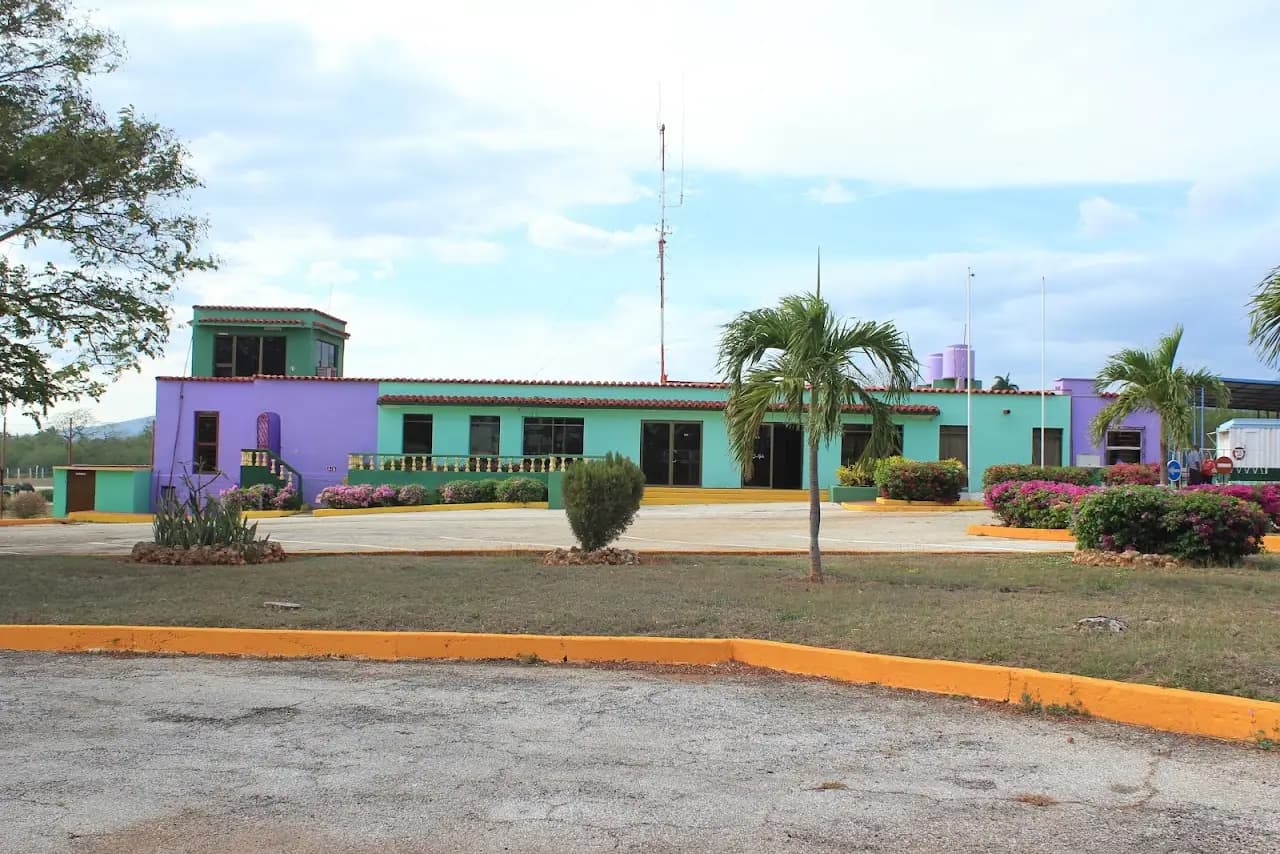 Alberto Delgado Airport