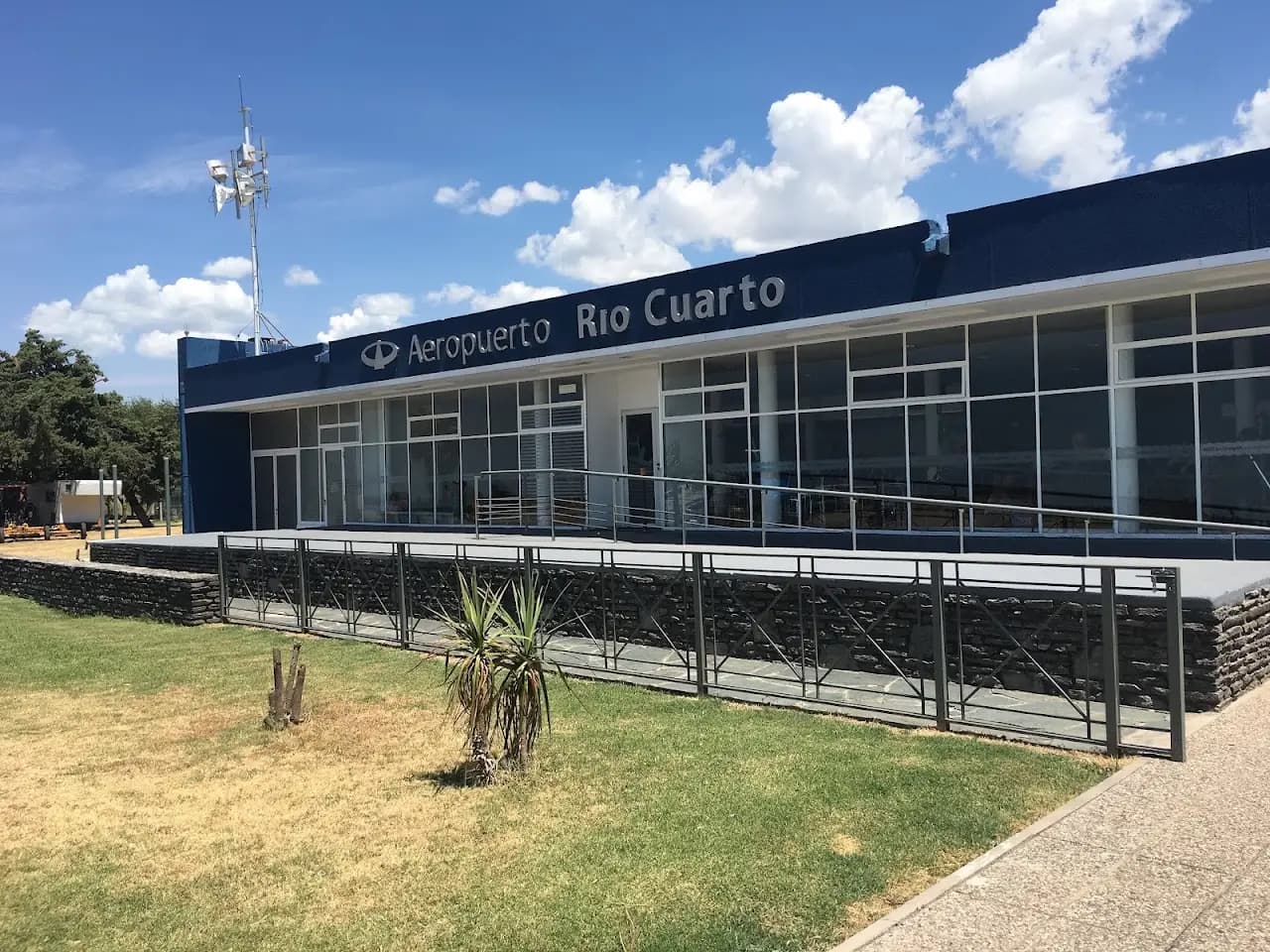 Area De Material Airport