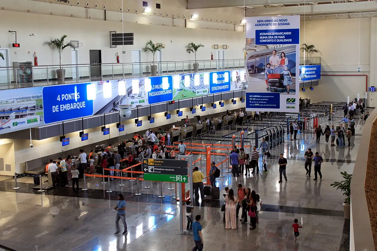 Santa Genoveva International Airport