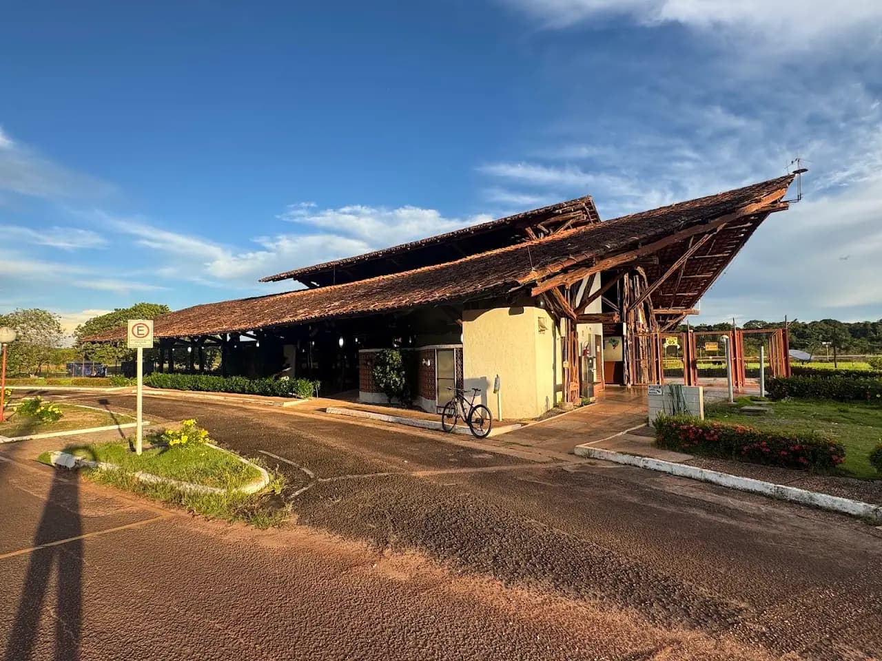 Trombetas Airport