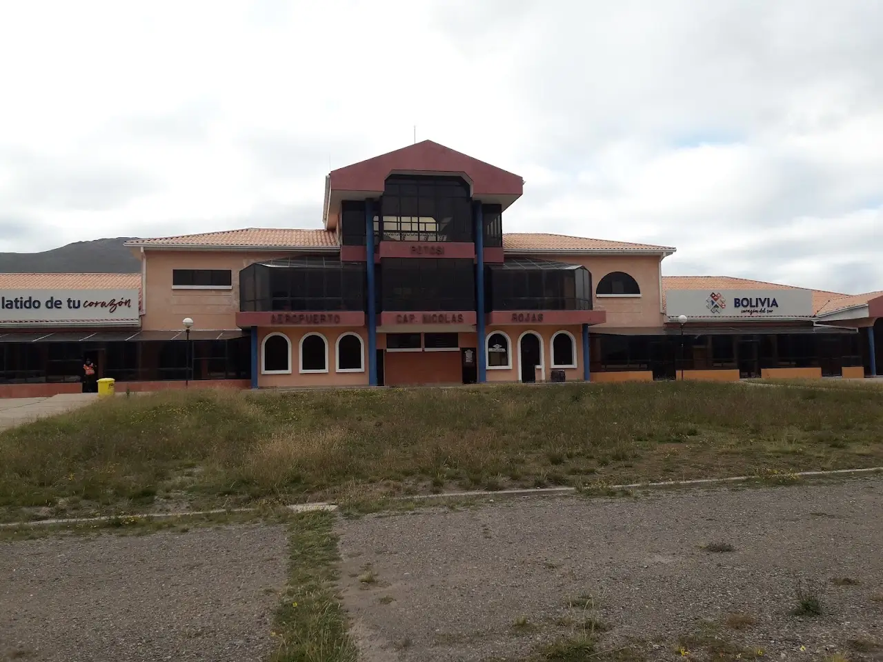 Capitan Nicolas Rojas Airport