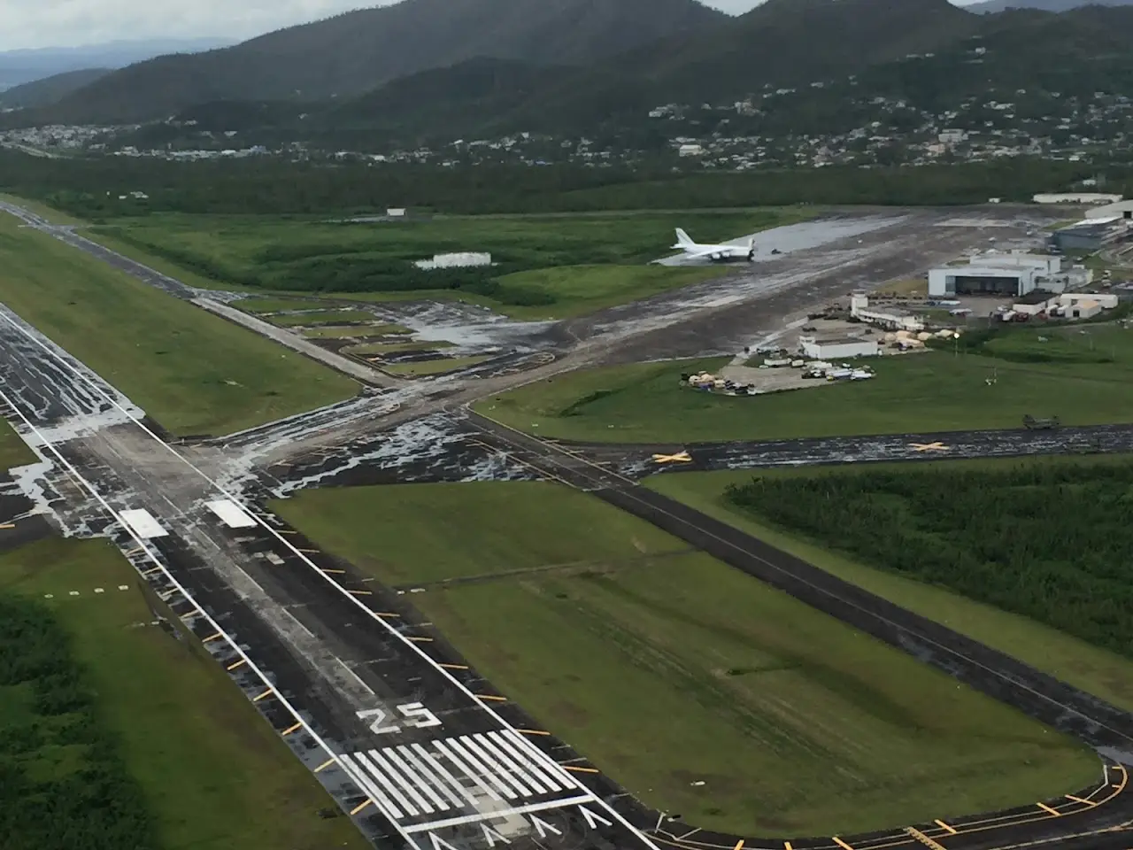 José Aponte de la Torre Airport