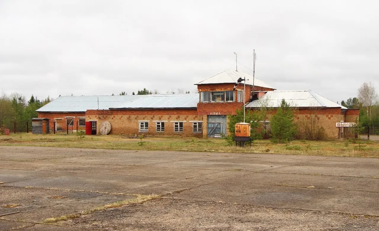 Izhma Airport