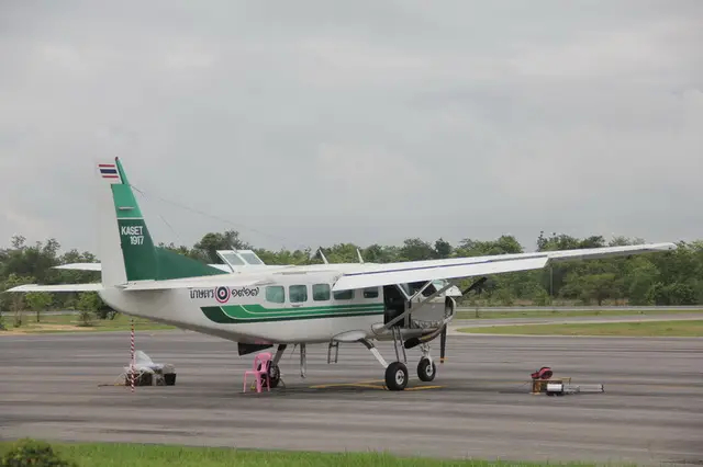 Tak Airport