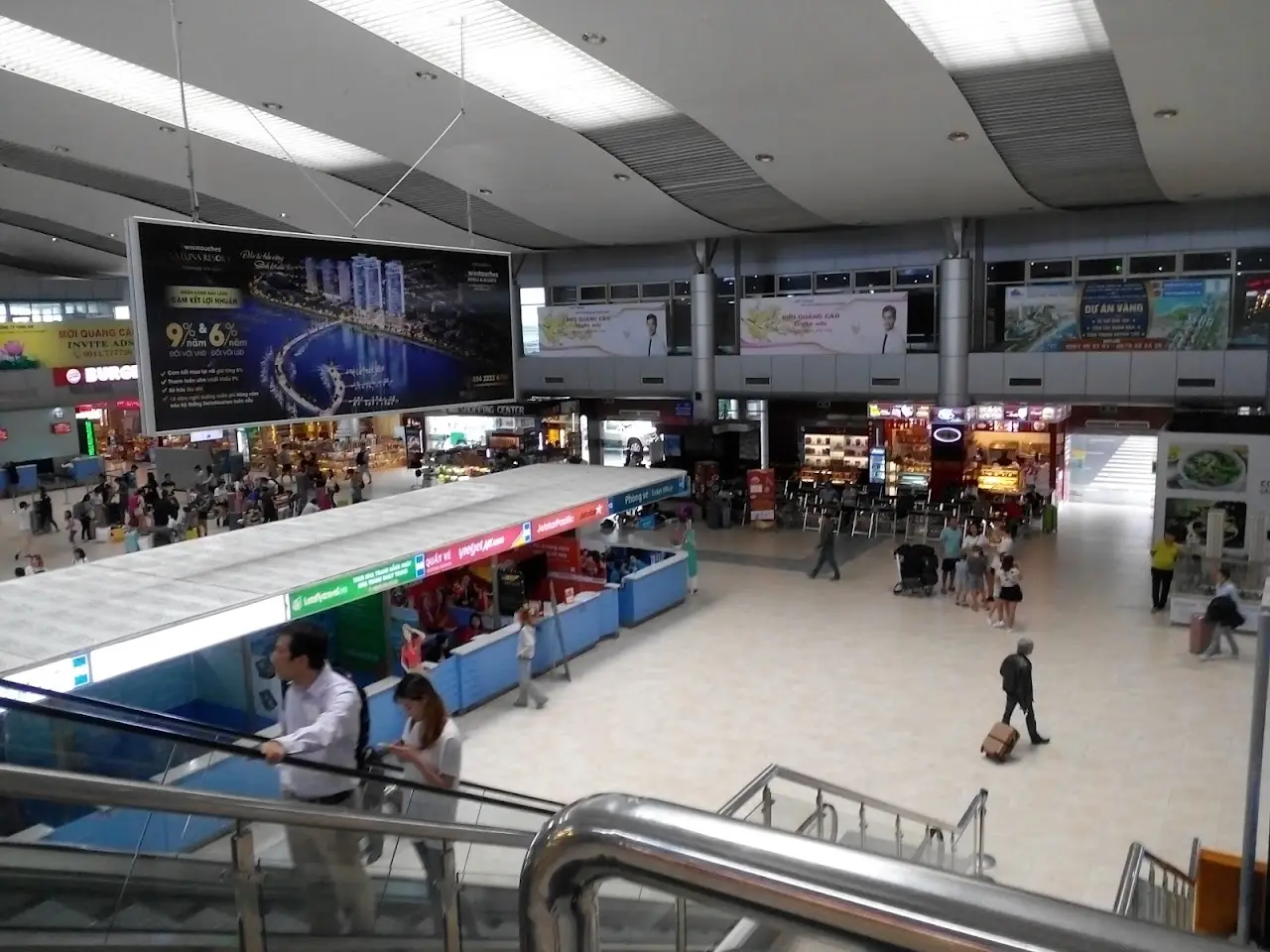 Cam Ranh International Airport / Cam Ranh Air Base