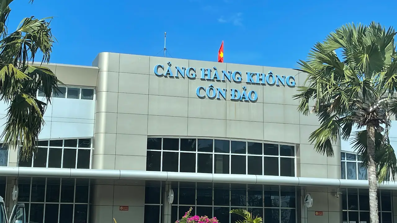 Con Dao Airport