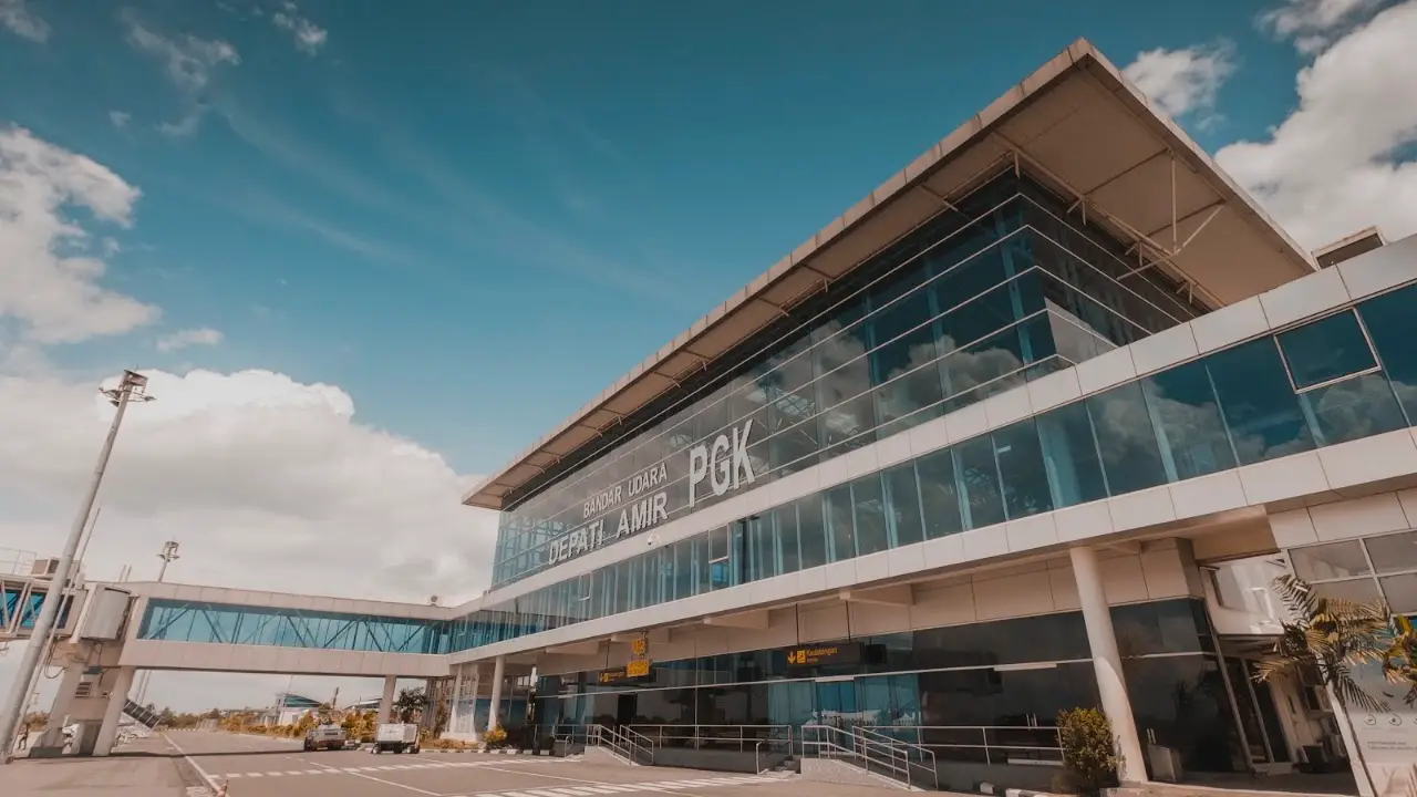 Depati Amir Airport