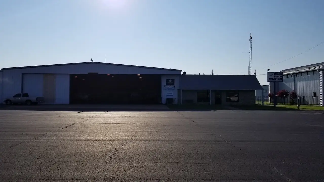 Davis Field Aviation LLC