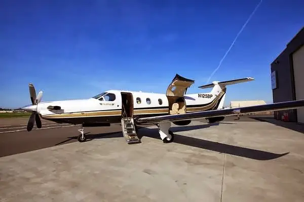 Sky Diamond Jets