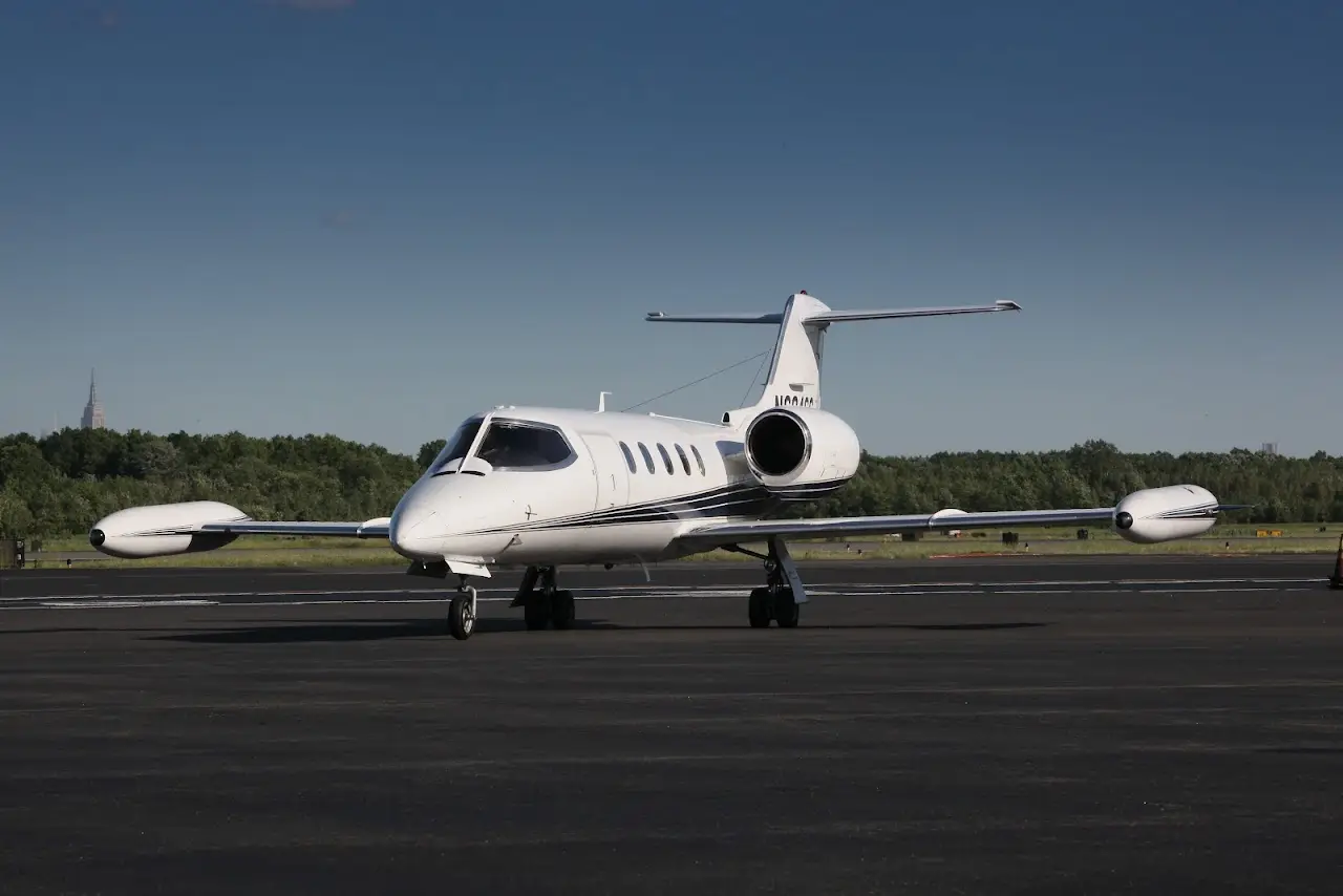 Air Charters, Inc.