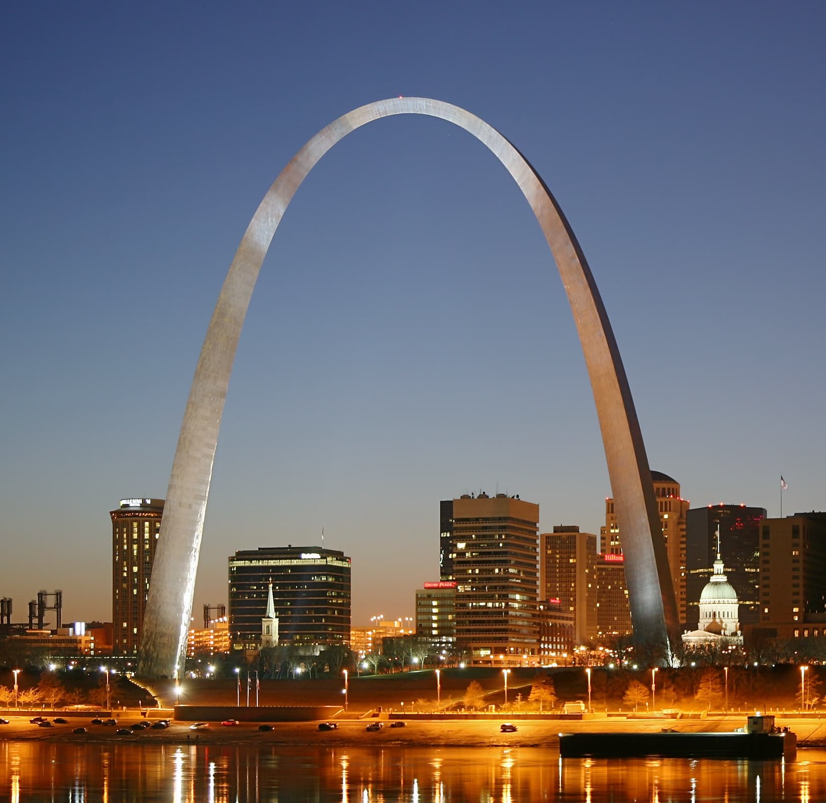 The Gateway Arch on the St. Louis riverfront