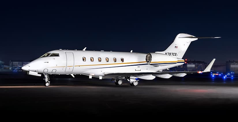 Bombardier Challenger 300 N797CS